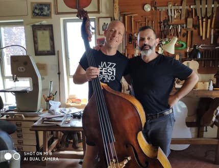 Image 1 for שלמה מויאל, חנות כינורות - Shlomo Moyal, Luthier