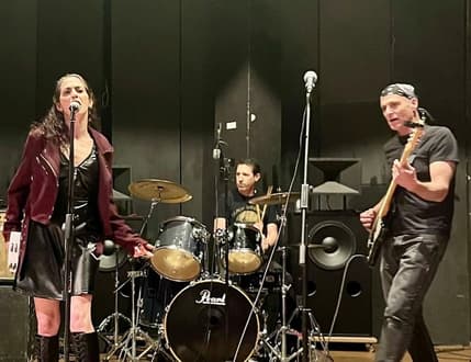 תמונה 2 עבור CoverTale - Led Zeppelin & rock legends
