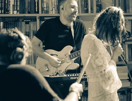 תמונה 3 עבור Levana Records