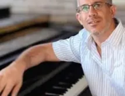 תמונה 1 עבור קלאסיקל על הבוקר