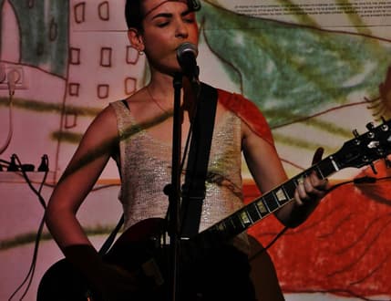 Image 2 for מוזיקו-Musiko