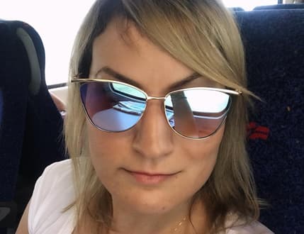תמונה 4 עבור Vicky Victoria Sandler