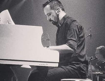 תמונה 1 עבור Paul Aba