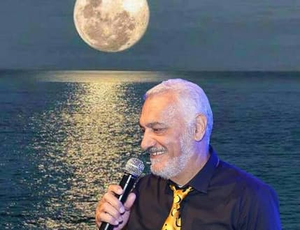 Image 4 for מושיקו כהן - הופעה של איש אחד