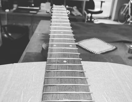 תמונה 4 עבור Jai Guitar Workshop