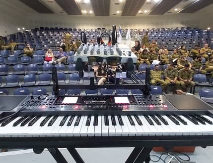 תמונה 2 עבור ש.ב.ע מוסיקה - בהנהלת שימי בן עזרא