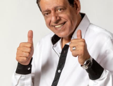 תמונה 1 עבור דרושה זמרת ליווי 