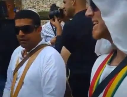 תמונה 2 עבור מתופפי מרים