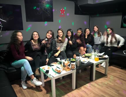 Image 3 for סטורי - אירועים וחדרי קריוקי בגבעת אבני