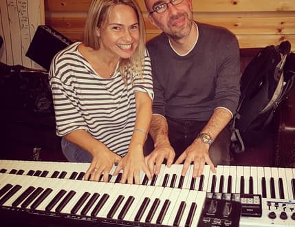 Image 2 for החדר של סבתא - Savta Studio
