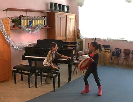 Image 3 for ילנה ציפרסקי - מורה לפסנתר