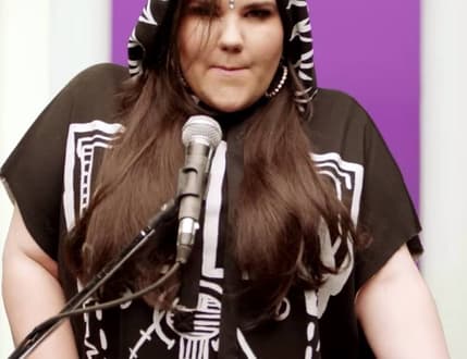 Image 2 for באנה \ מעצמת נשים \ live & fem
