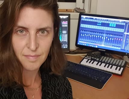 Image 1 for Audio Girl