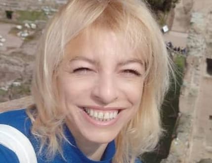 תמונה 4 עבור לורה