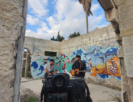 תמונה 2 עבור Men In Verchina band 