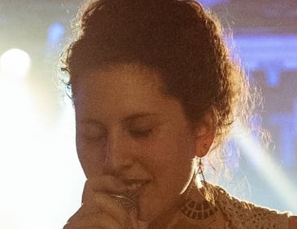 תמונה 2 עבור Naomi Yeivin