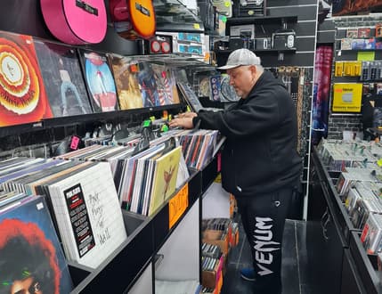 תמונה 1 עבור Rock Store 1970