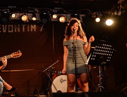 תמונה 1 עבור Hila Mizrahi