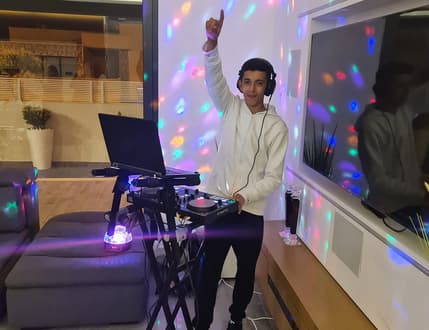 Image 2 for Dj Rincho