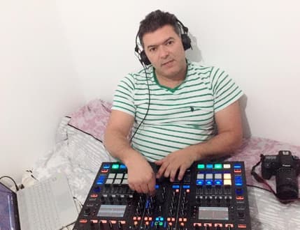 תמונה 3 עבור Dj joseph Gallach