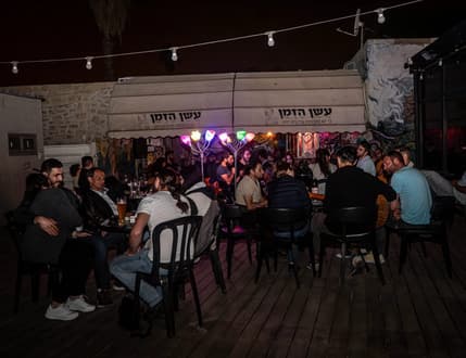 Image 2 for במה פתוחה - עשן הזמן